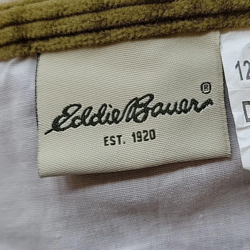 EDDIE BAUER childs curtain valance.  56
